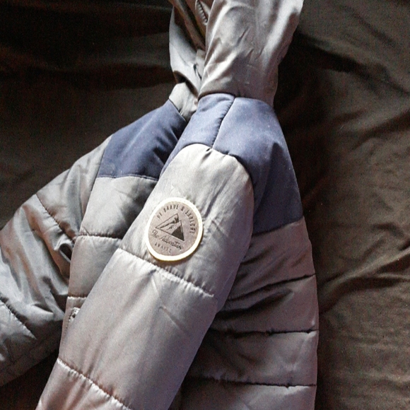 Carters winter jacket - Picture 3 of 3
